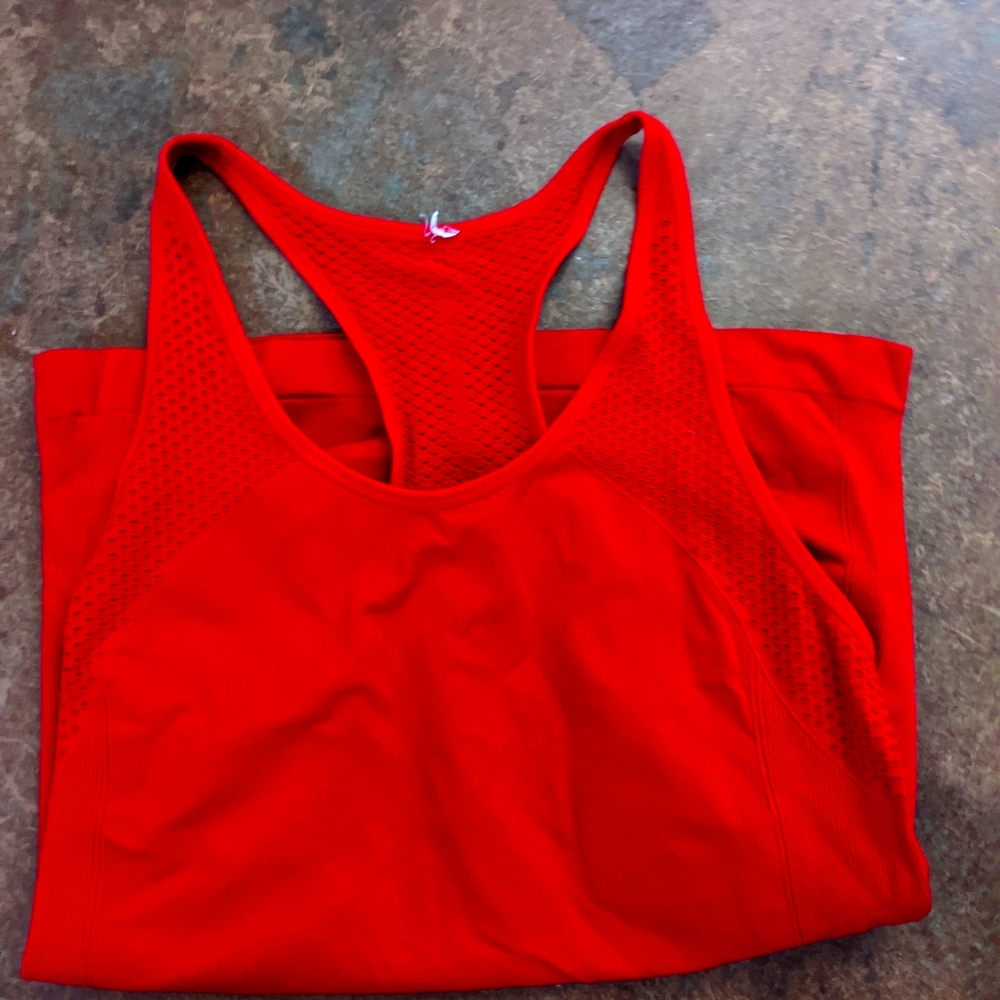 Fabletics tank perfect condition